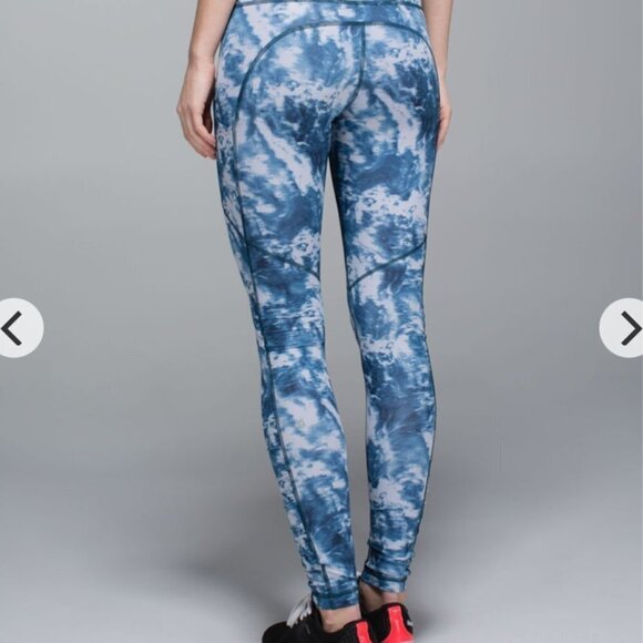 Lululemon Speed Tight III - Tie Dye Pattern - Sea Side Alberta Lake, sz 6 - Picture 10 of 12